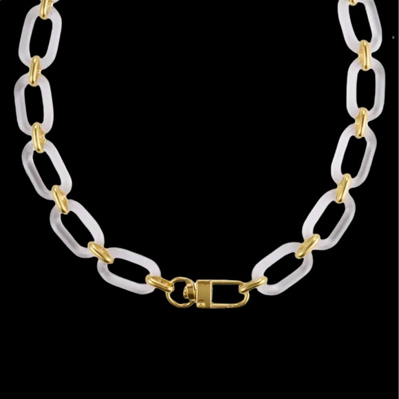 048 Lucite Link Necklace Adornia - Picture 3 of 3